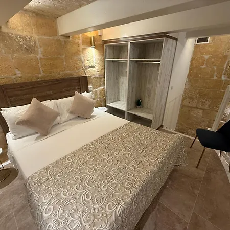 Valletta City Suites *